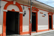 The Oasis facade, you will
find us on Calle Estrada